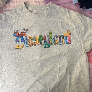 Disney Disneyland princess shirt M like new